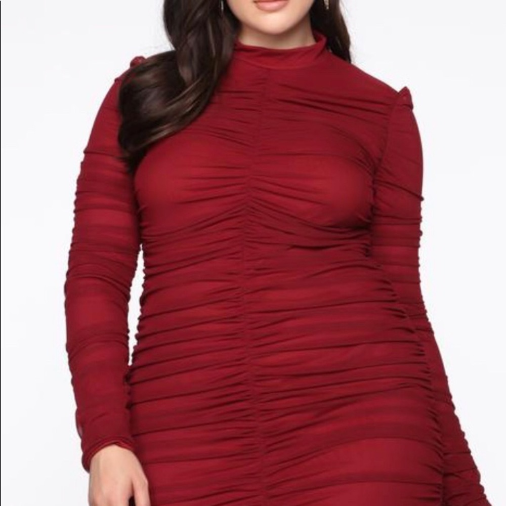 Fashion Nova Paparazzi Ruched Dress Burgundy